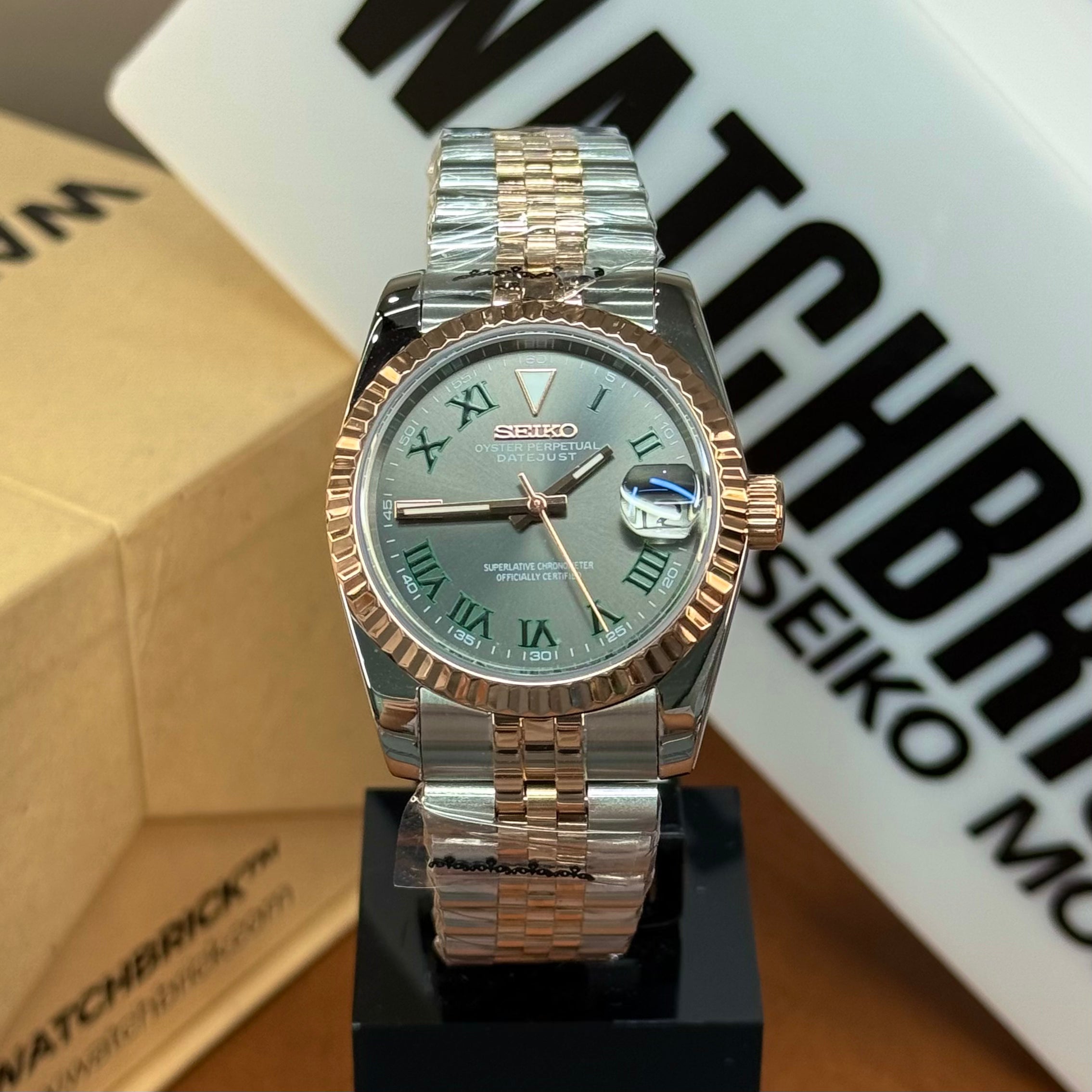 SEIKOJUST | Two-Tone Green Roman NH35