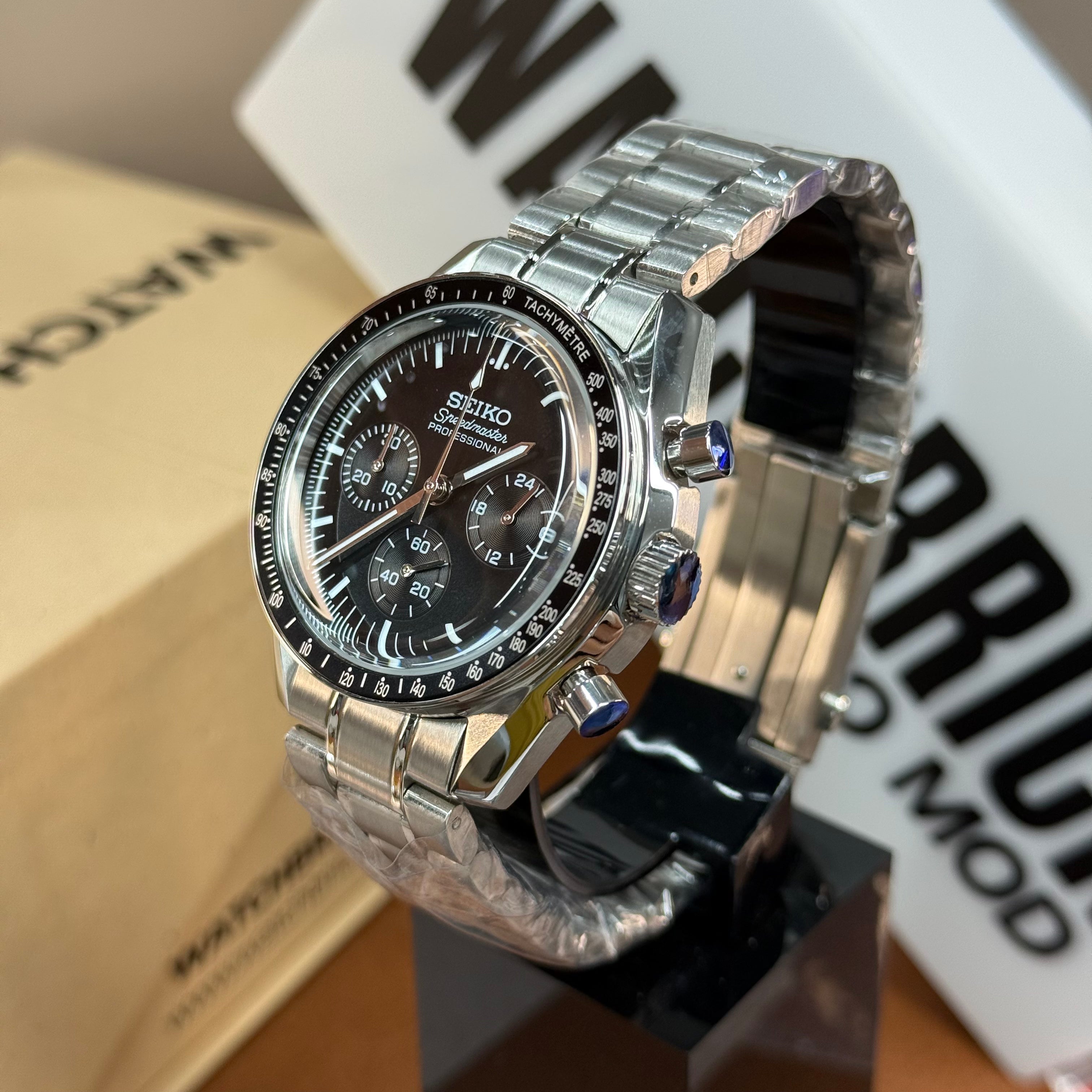 Speedmaster Black Edition | VK63 Seiko Chronograph