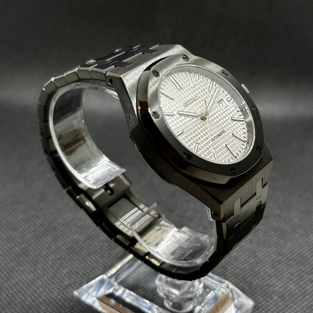 White Shadow – NH35 Royal Oak Seiko Mod - WATCHBRICK