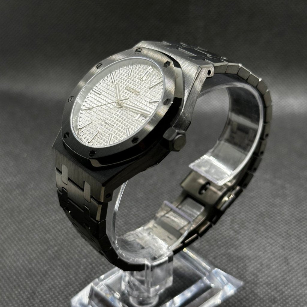 White Shadow – NH35 Royal Oak Seiko Mod - WATCHBRICK