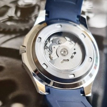 Blue Grid Aquanaut – Seiko NH35 Mod - WATCHBRICK