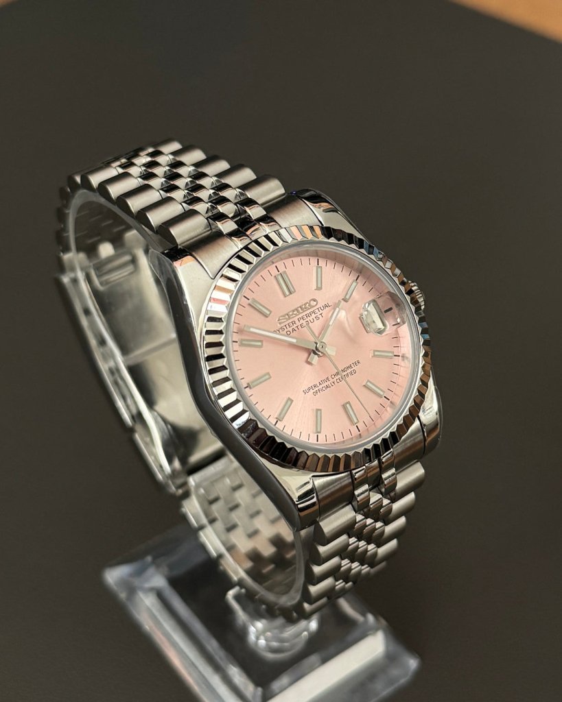 Champagne Date – NH35 Seiko Mod with Cream Sunburst Dial - WATCHBRICK