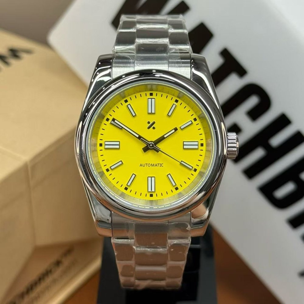 CLASSIC | Sunburst Yellow Automatic NH35 - WATCH MODS