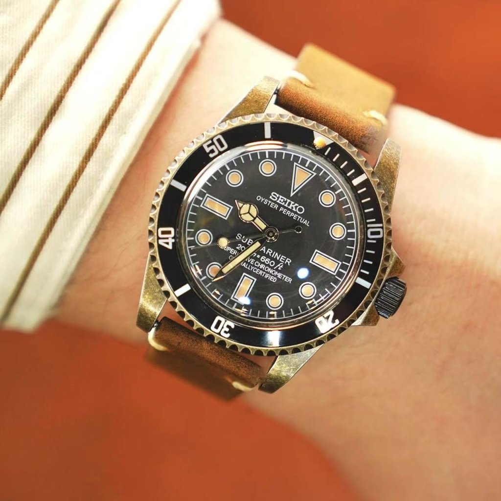 LIMITEDMOD | Bronze Sub NH35 Diver - WATCHBRICK