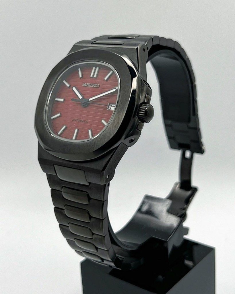 NAUTIKO | Red Dial Black Edition - WATCHBRICK