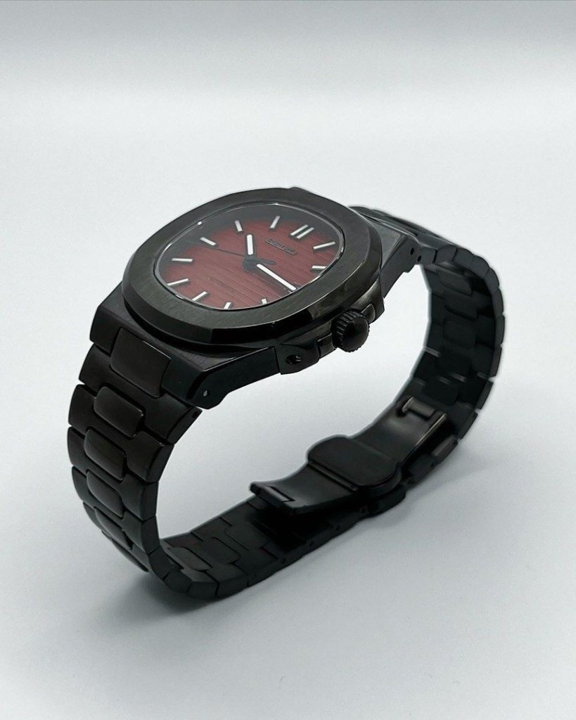 NAUTIKO | Red Dial Black Edition - WATCHBRICK