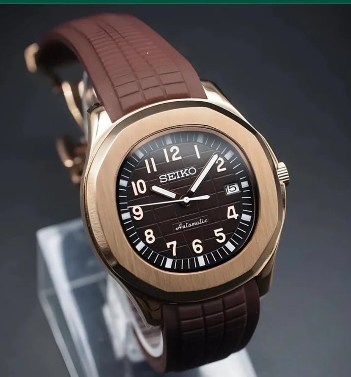 Rose Night Aquanaut – Seiko NH35 Mod - WATCHBRICK