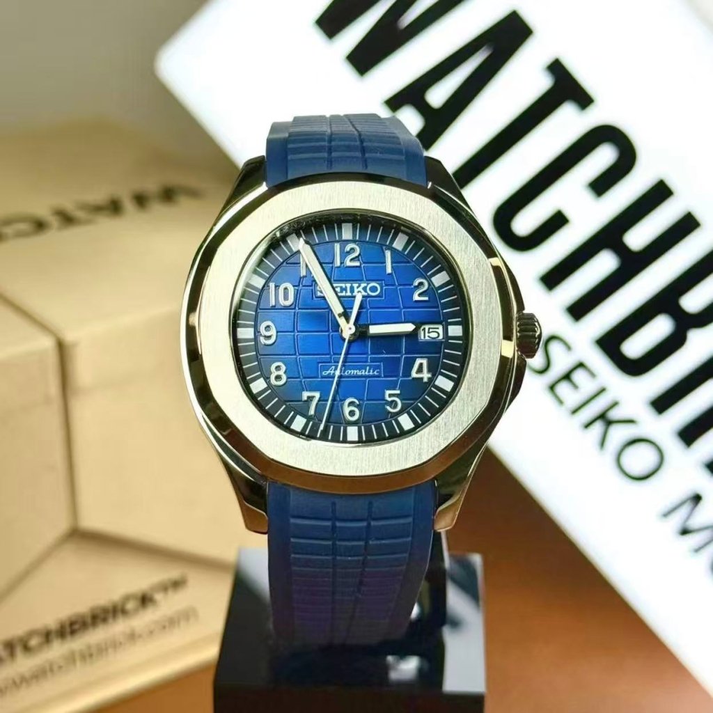 SEIKONAUT | Blue Grid NH35 Aquanaut - WATCHBRICK