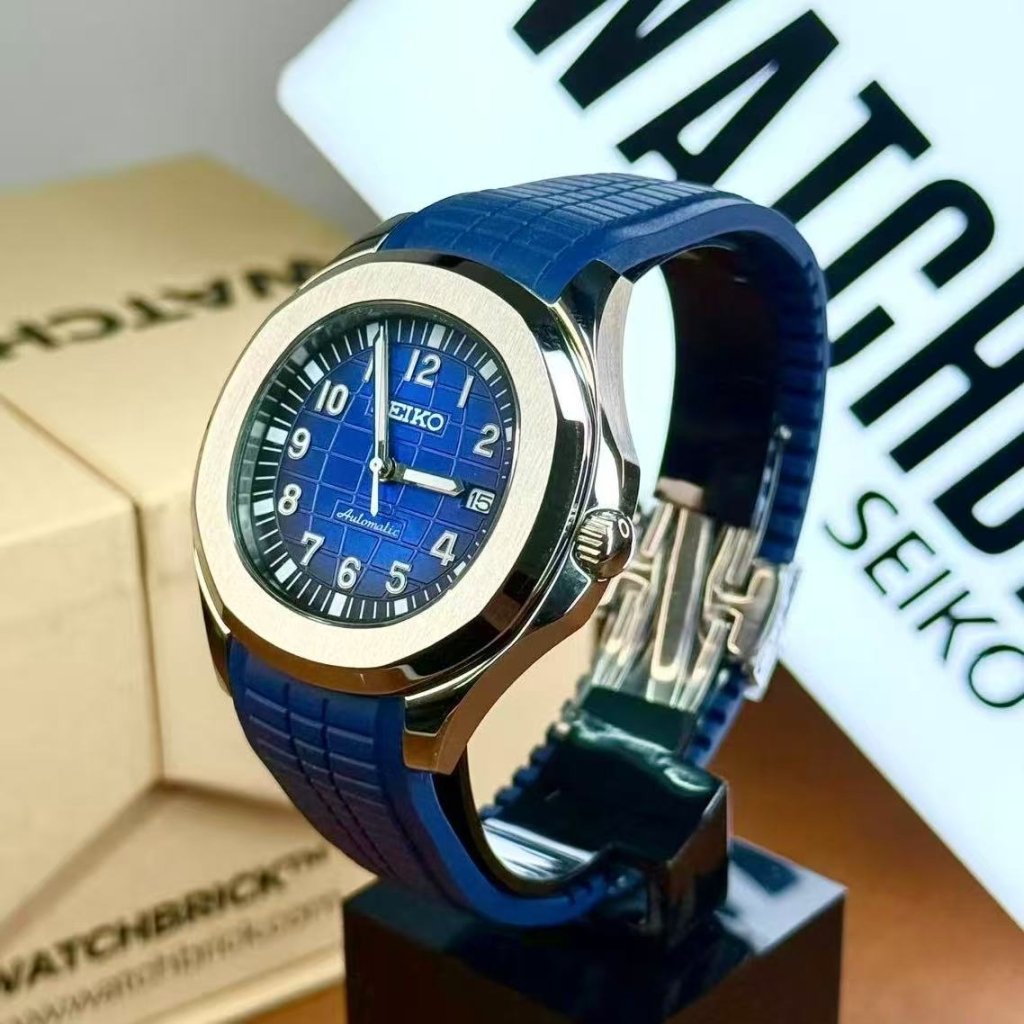 SEIKONAUT | Blue Grid NH35 Aquanaut - WATCHBRICK