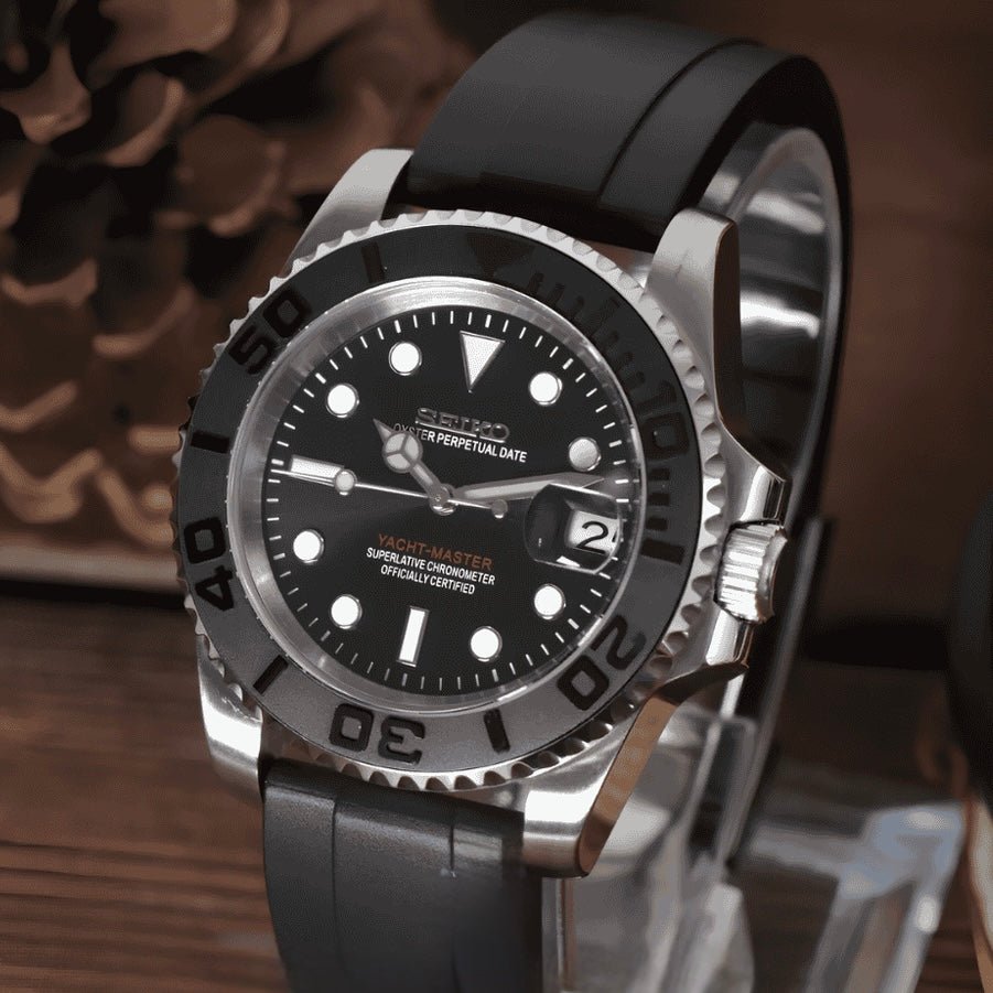 SEIKOYACHT | Black Bezel & Rubber Strap - WATCHBRICK