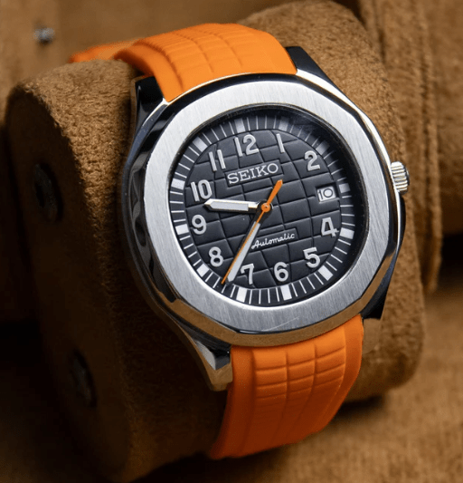 Volcano Aquanaut – Seiko NH35 Mod - WATCHBRICK